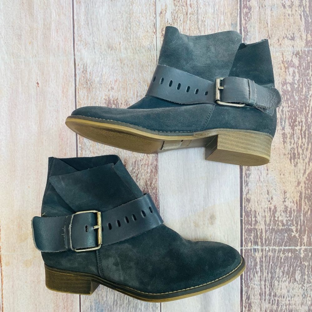 Garnet Hill gray‎ suede booties w/ buckle size 37